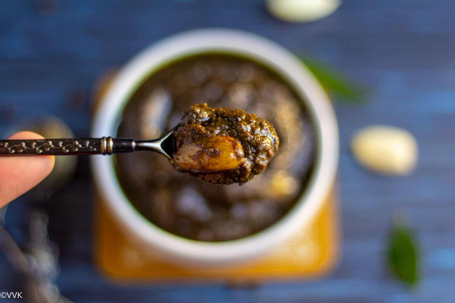 Milahu Kuzhambu | Pepper Sambar | Pepper Garlic Gravy