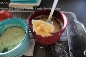 single serving eggless microwave vanilla cake | 1 minute cake