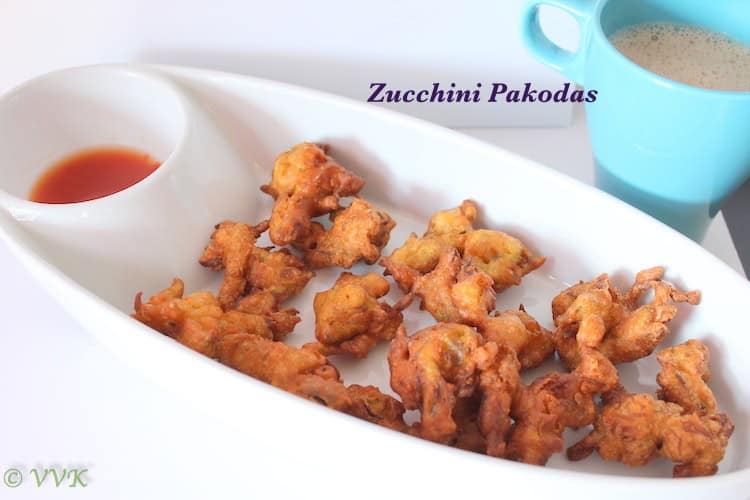 Zucchini Pakoda | Pakora | Indian Style Zucchini Fritters