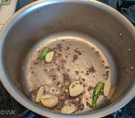 tempering the black eyed peas curry