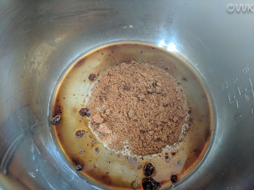 adding jaggery to instant pot