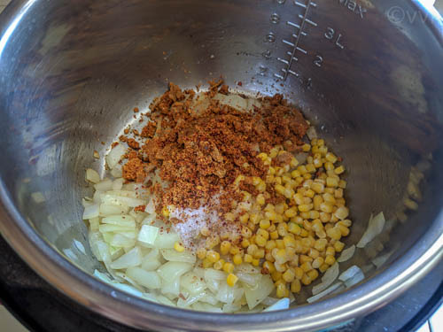 xacuti pulav adding corn and masala