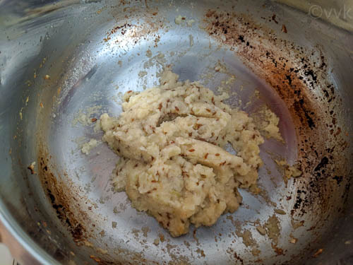 paneer makhani biryani - cooking onion puree
