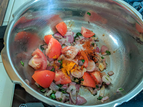rawther veg biryani -adding tomatoes and spices