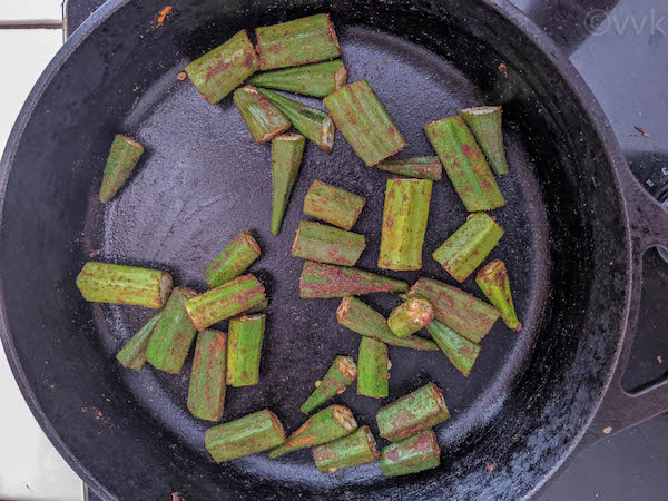 okra after mixing with spices
