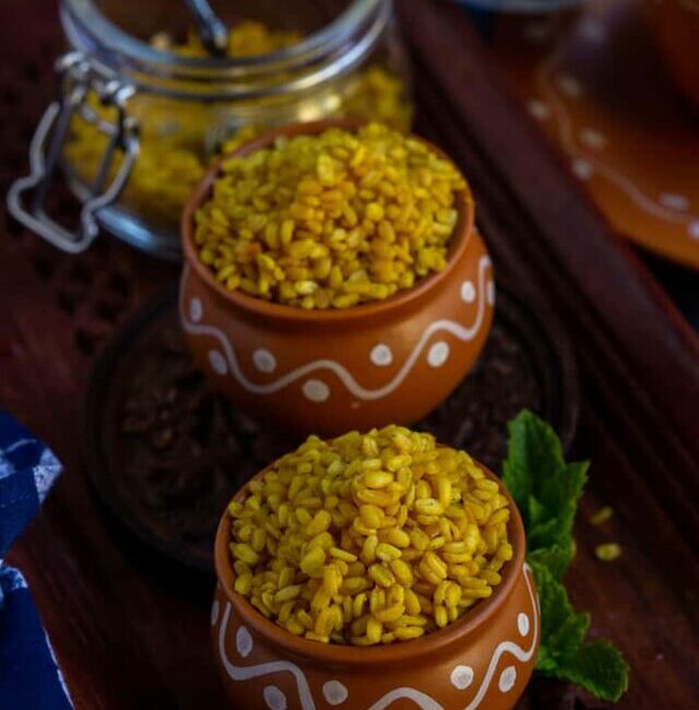 haldiraams style moong dal chaat place in kulhad cups