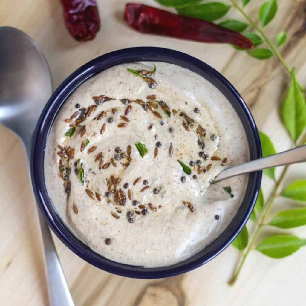 Onion Chutney Easy Side Dish for Idli and Dosa Vidhya’s Vegetarian Kitchen