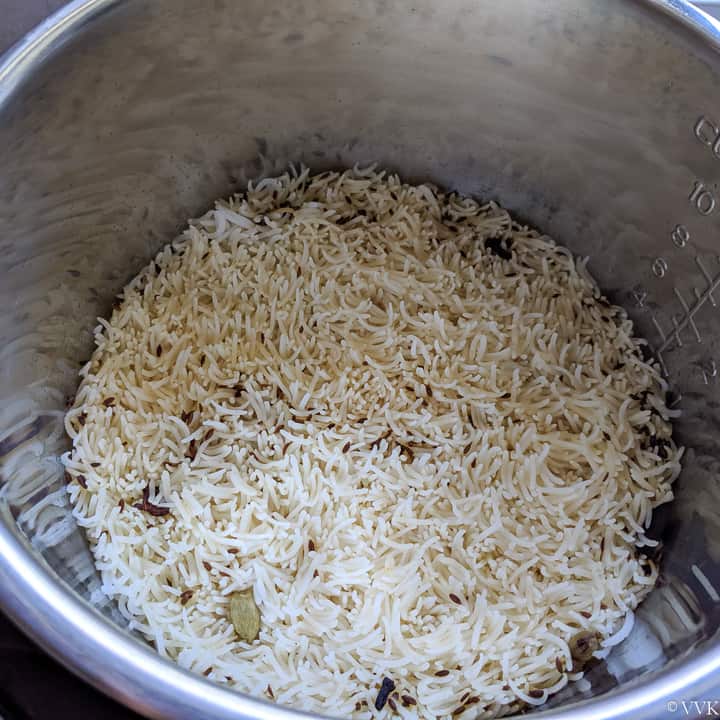 cooked jeera rice