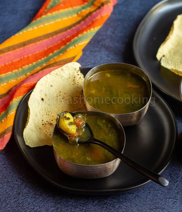 easy instant pot mulligtwany soup with papad on the side