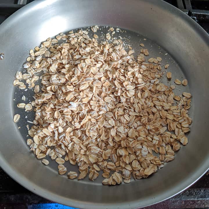 toasting the rolled oats 