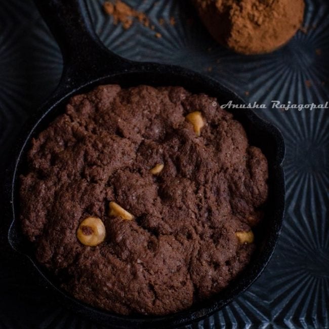 single-serving dessert caramel cookie