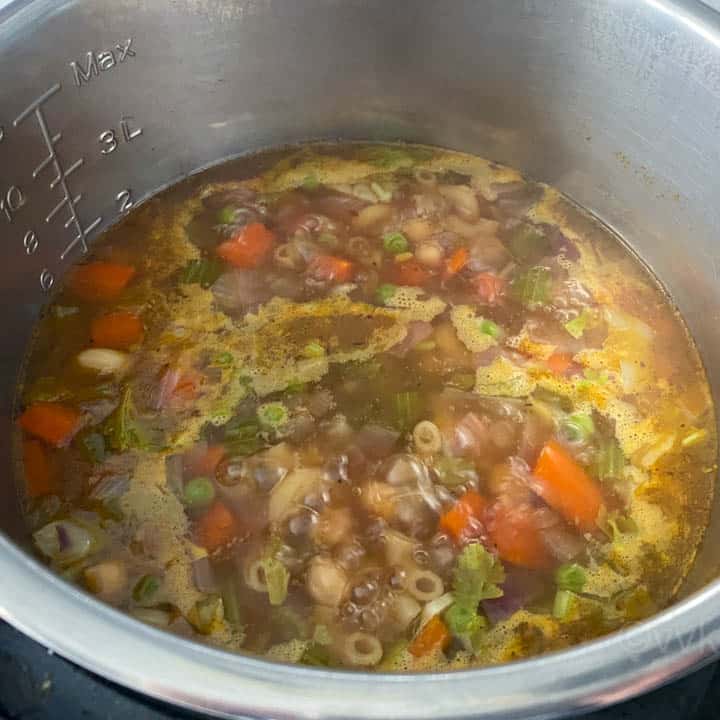 simmering the chickpeas soup