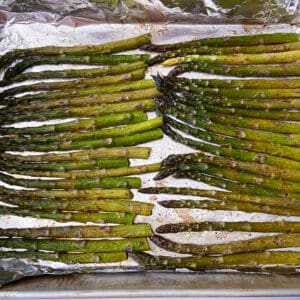 baked asparagus ready to be served