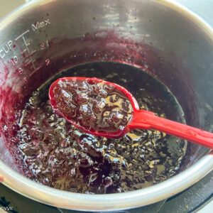 thickened cherry jam