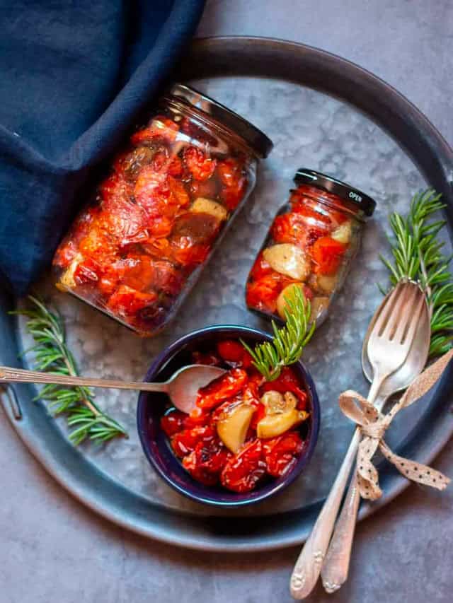 Roasted Tomatoes with Garlic