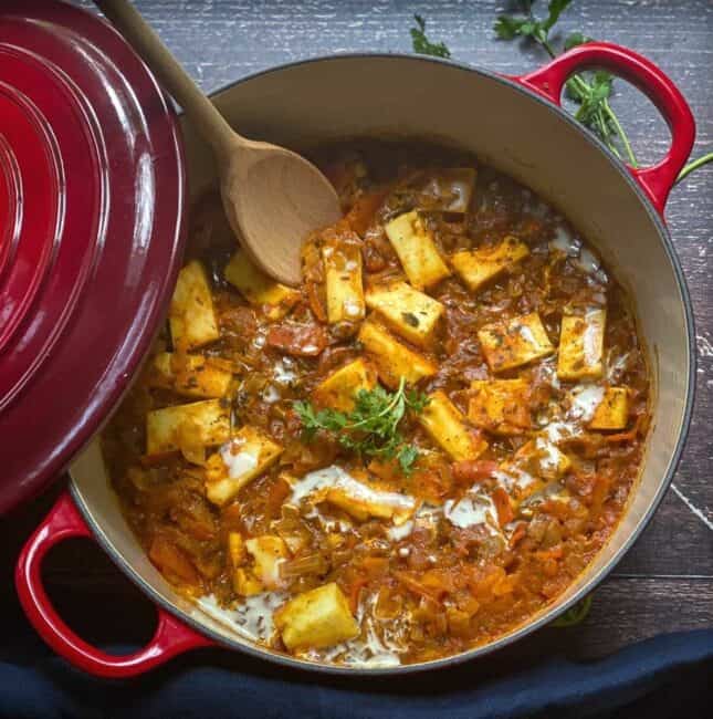 paneer kolhapuri served directly from dutch oven