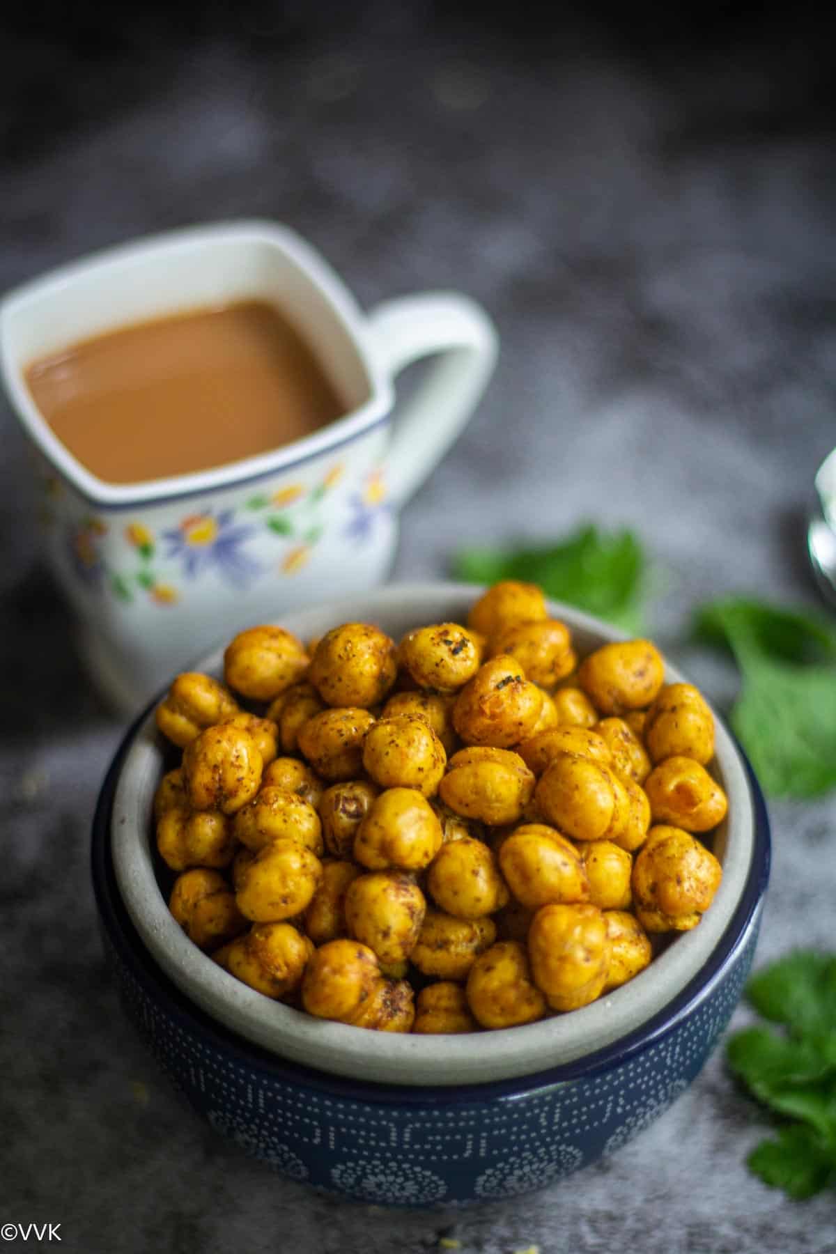 roasted garbanzo beans with tea and cilantro as a garnish