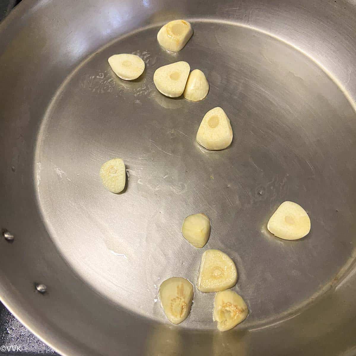 roasting garlic