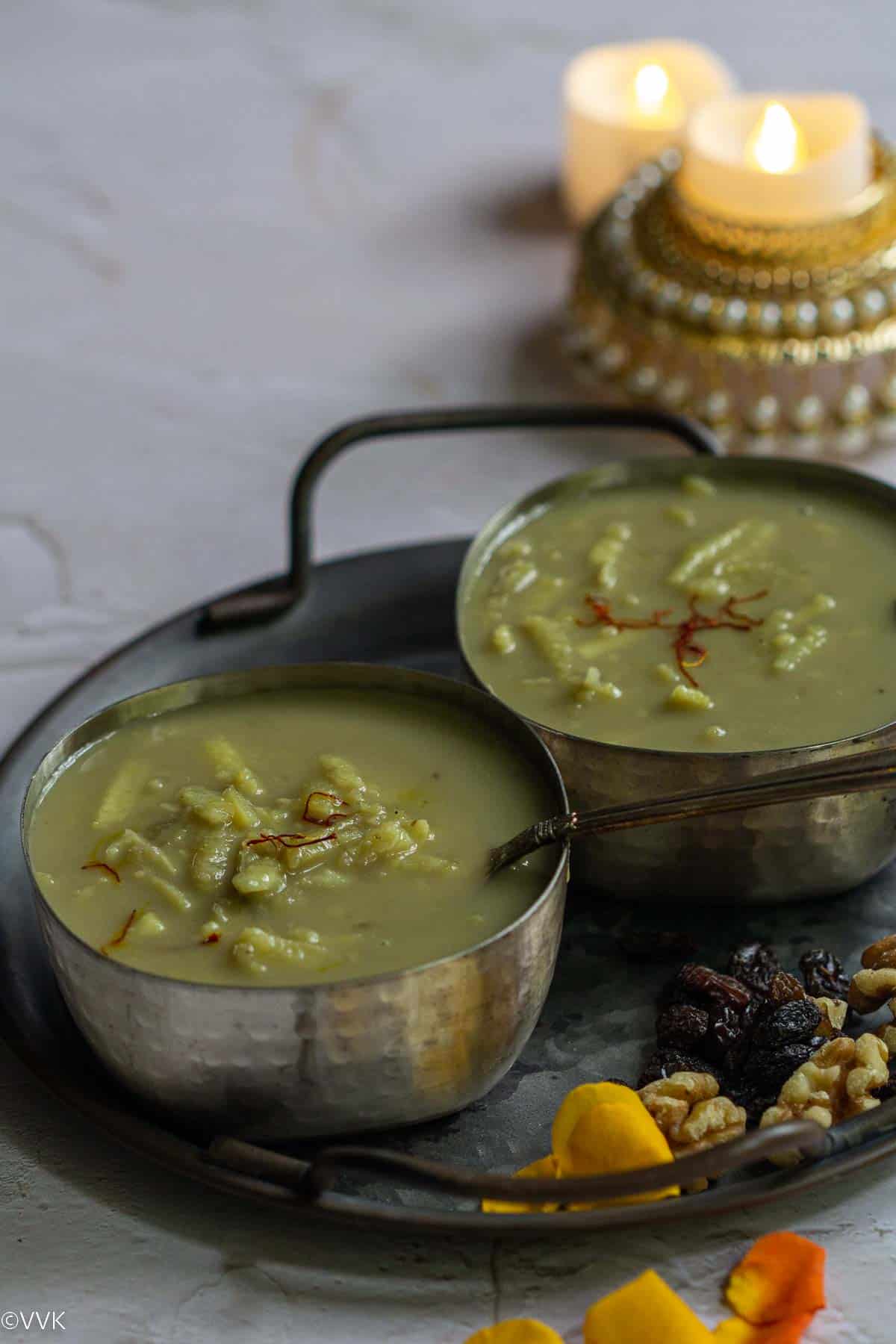 close up shot of the payasam served in two bowls
