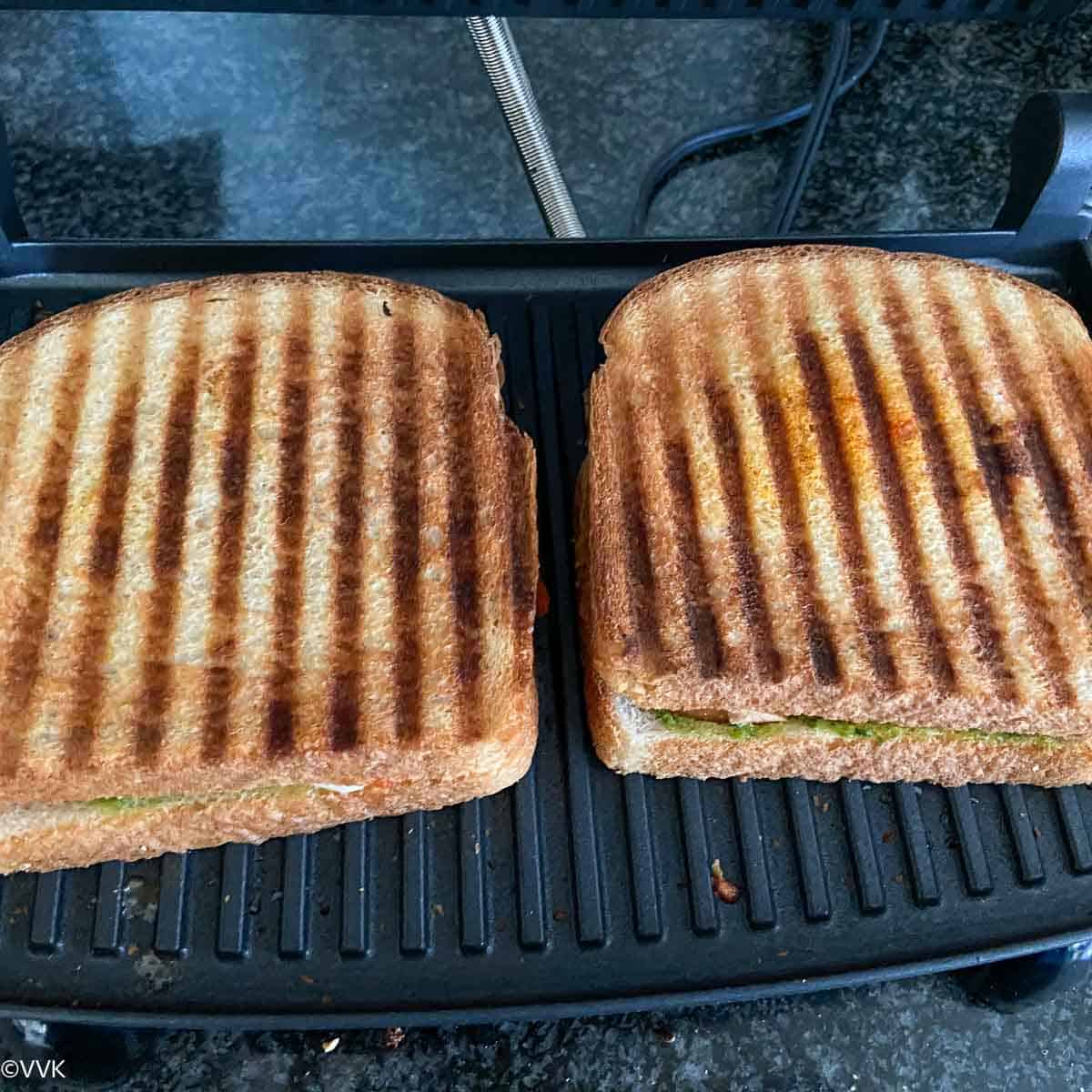 sandwich grilled on both the sides
