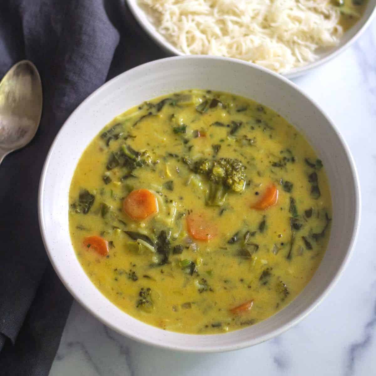 PUNJABI PAKORA KADHI ( Spiced Buttermilk Soup with Onion Chickpea Fritters)