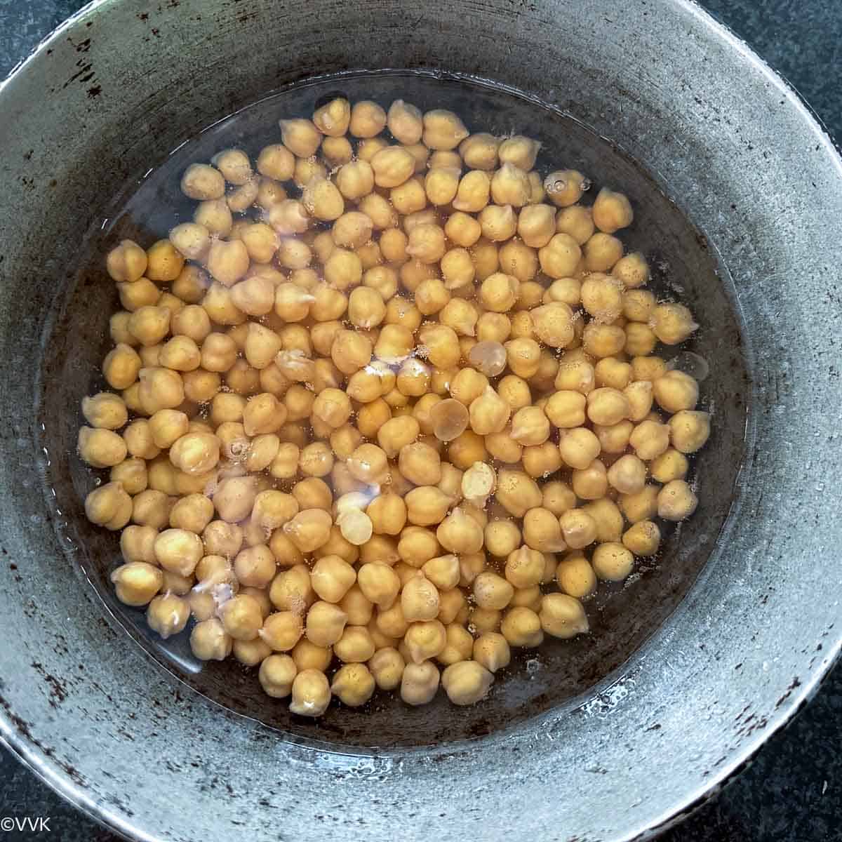 soaking the chickpeas
