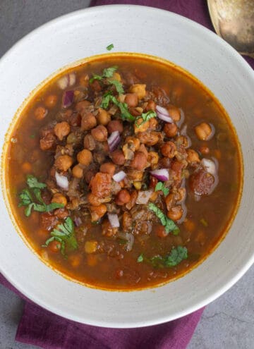 square image of ghugni served in white bowl